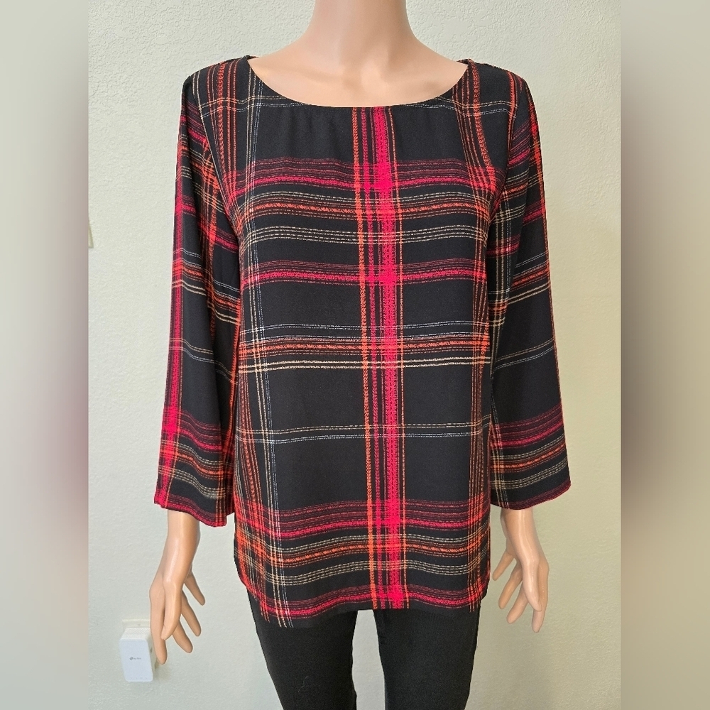Premise Studio Women's Top Size Small Black/ Red  3/4 Sleeve Blouse